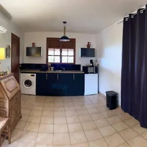 Ti Sucrier Jaune - Douceur Caraibe Vue , Le Carbet Martinique