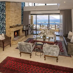 Pensión Mariner &, Simonʼs Town